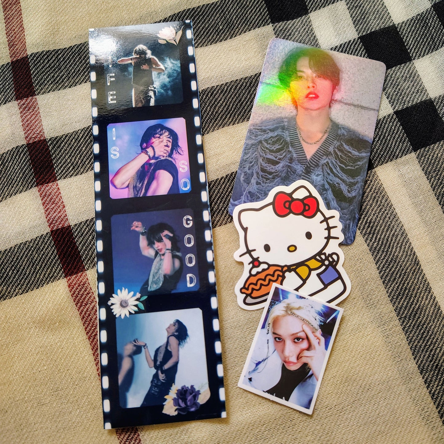 Stray Kids mystery 4-cut + Lomo + stickers grab bag