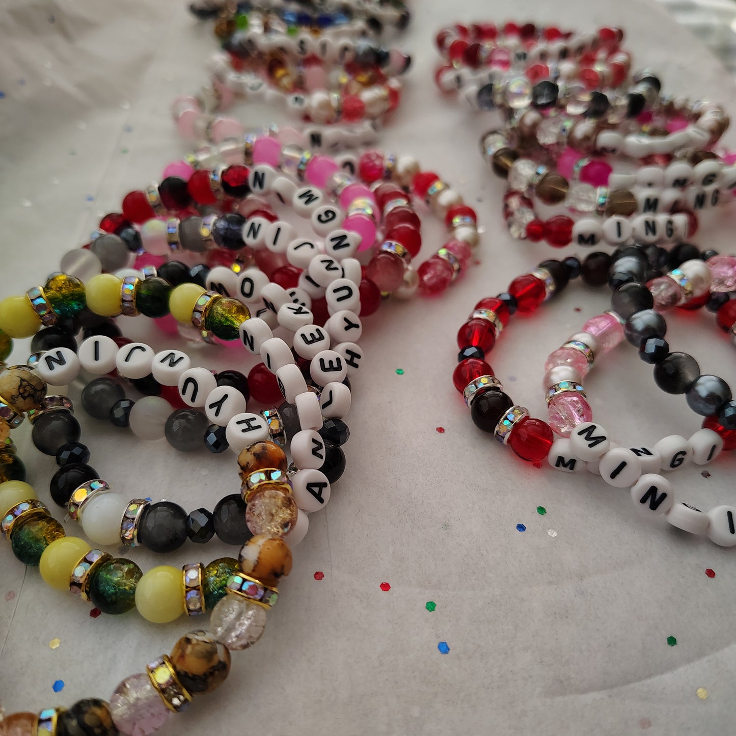 Stray Kids Bias 'blind' grab bag - glass bead bracelet, PCs, stickers